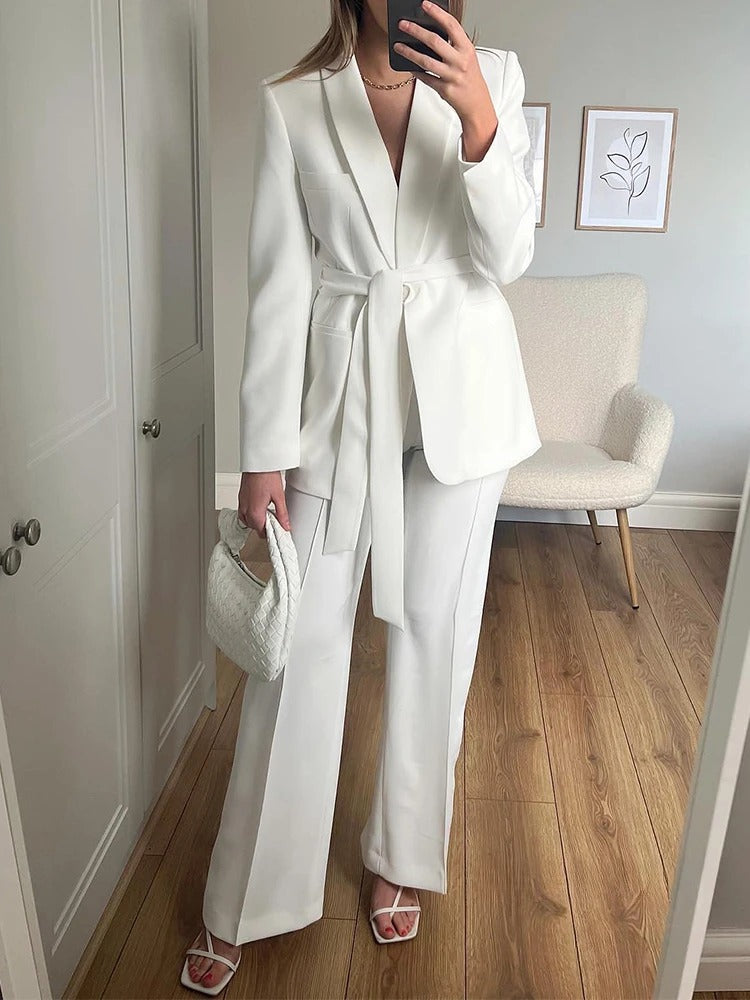 ZENZARO™ | Ensemble Tendance Femme Blanc– Blazer Fluide & Pantalon Structuré